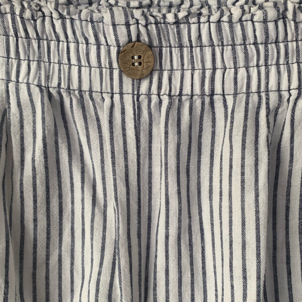 Zara Striped shots  in grey and White
